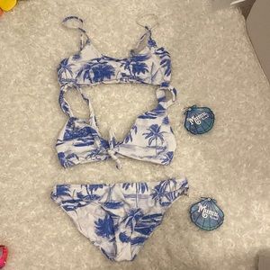 NWT Show me your mumu bikini with two tops